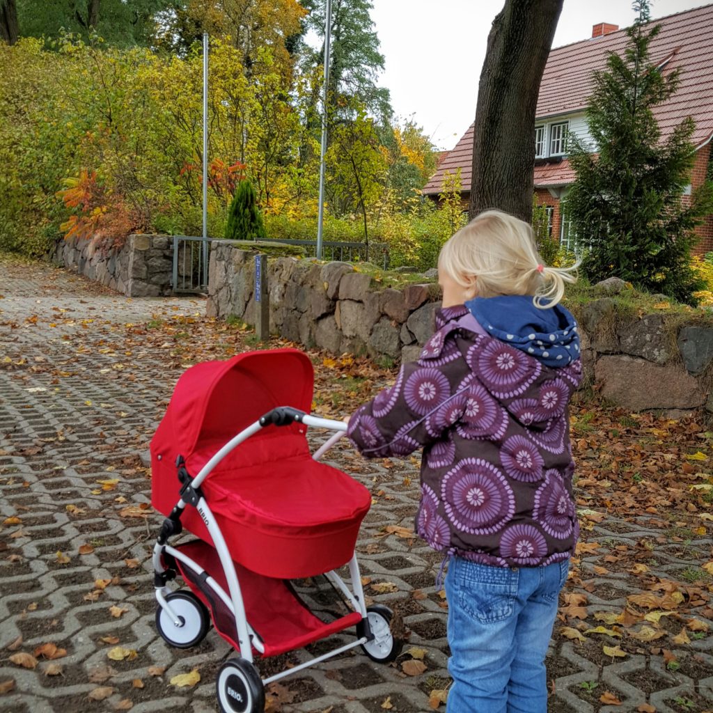 02 Puppenwagen Spin von Brio Frau Piefke schreibt