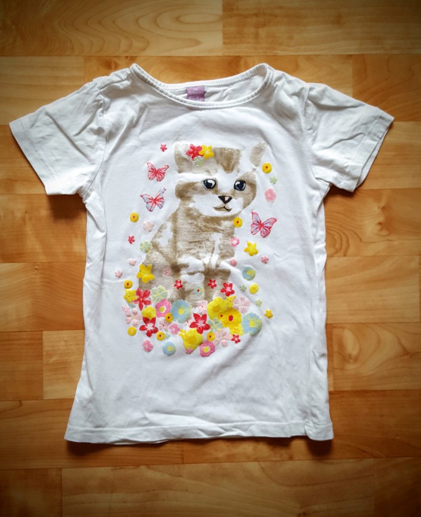 12von12: Turn T-Shirt mit unheimlicher Katze
