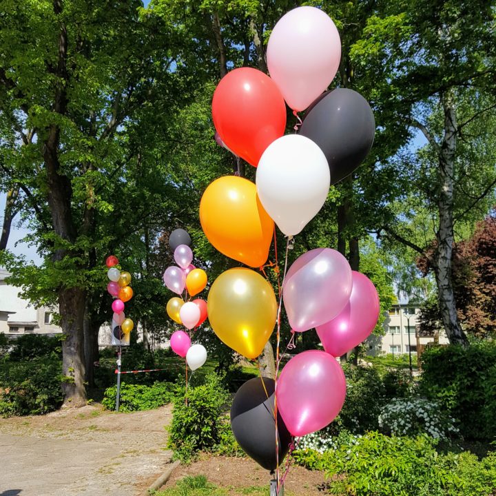 01 Luftballons Blogfamilia Frau Piefke schreibt